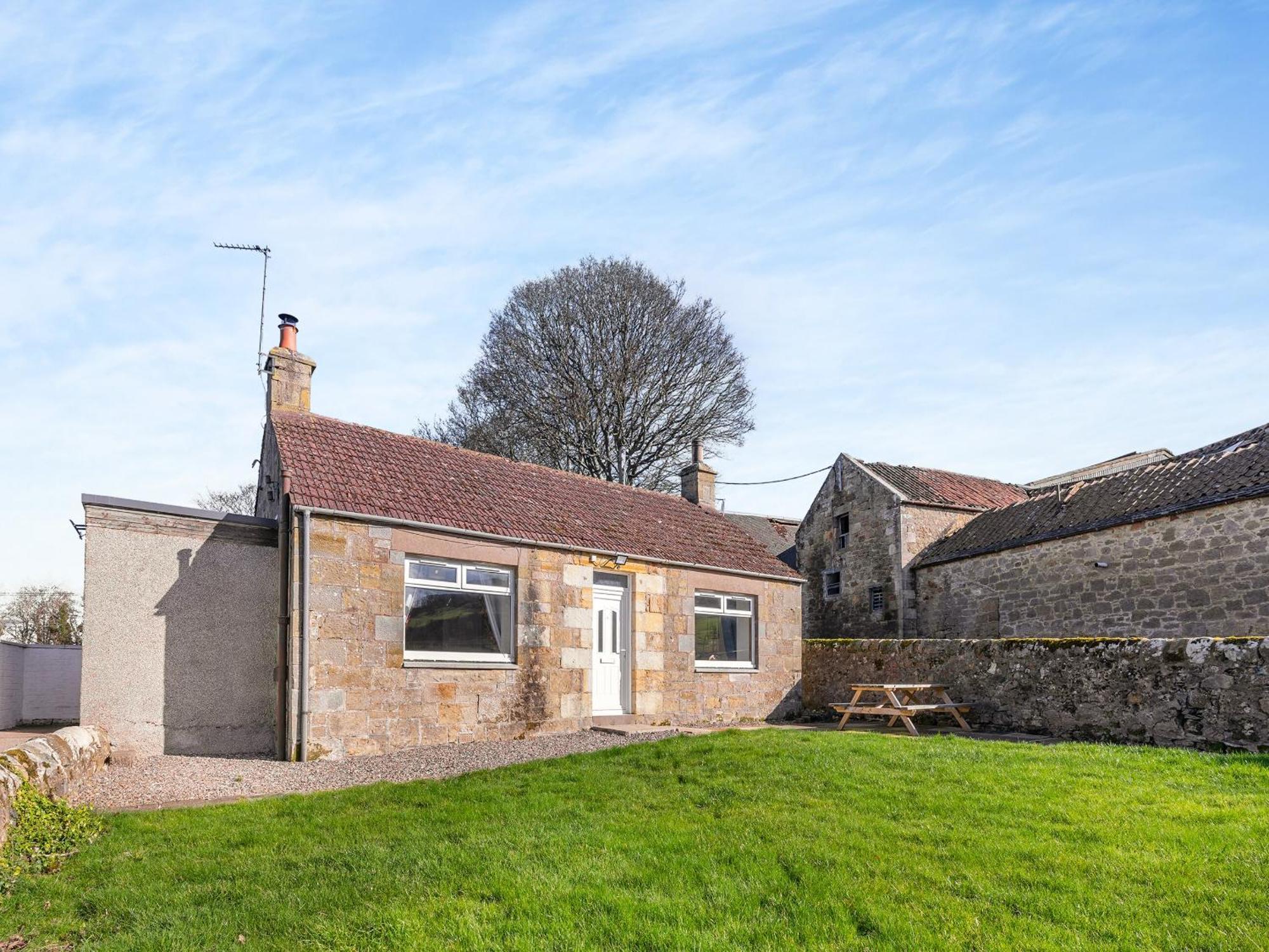 The Old Shepherds Cottage Pitlessie Exterior foto
